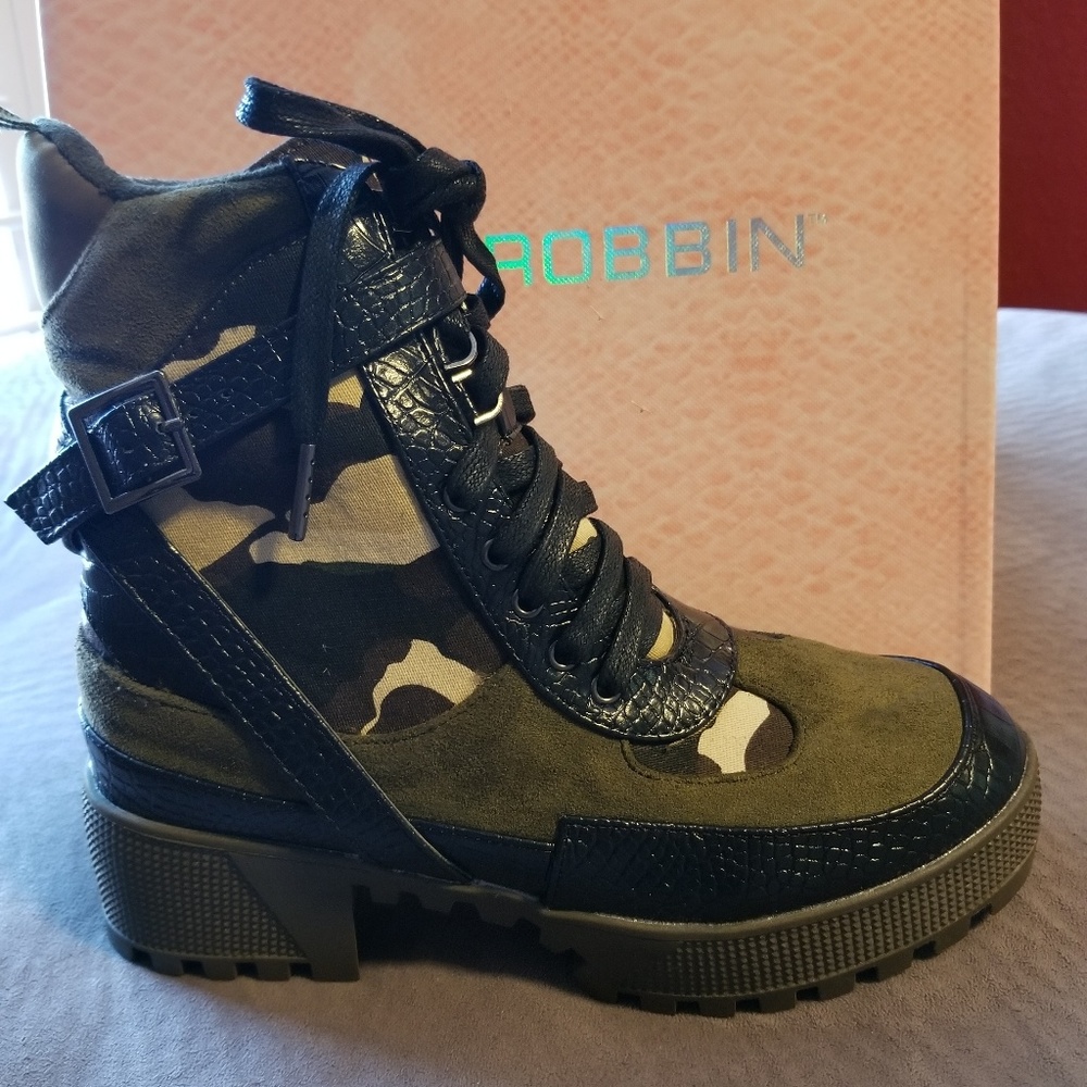 Women's boots